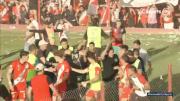 Los hinchas de Deportivo Maipú invadieron la cancha para pegarle a los jugadores