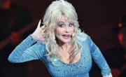 Preocupación: Dolly Parton pospone residencia en Las Vegas por problemas de salud