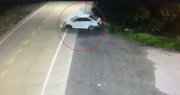 Video: un policía protagonizó un fuerte choque en Ensenada y le encontraron drogas y alcohol en el auto