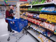 Supermercados con descuentos para jubilados: cuáles son y cómo aprovechar los beneficios