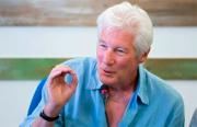 Richard Gere arropa a Open Arms en un décimo aniversario lleno de memoria y reivindicación