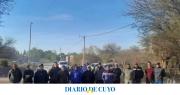 Vecinos de Guandacol cortaron una ruta del proyecto sanjuanino Vicuña