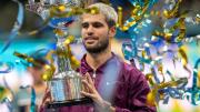 Carlos Alcaraz renuncia al Masters de Shanghái por problemas físicos tras ganar en Tokio