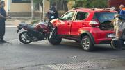 Fuerte accidente en Guaymallén dejó heridos a dos motociclistas tras chocar con un auto