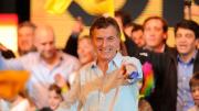 Desesperado, Milei corre a los brazos de Mauricio Macri para asegurar su gobernabilidad
