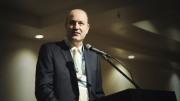 Sturzenegger defendió la desregulación de medicamentos y generó críticas por publicar un mapa sin Malvinas