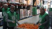 Adultos mayores entre 65 y 86 años colaboran en el Banco de Alimentos: ayudan a quienes más lo necesitan
