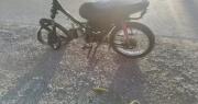 Un motociclista fue hospitalizado luego de chocar con un auto en Sarmiento