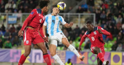 Debut con sabor a victoria: Argentina, jugando con uno menos, le ganó 3-1 a Cuba