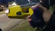 Santa Fe: la Policía usó por primera vez una pistola Taser durante un operativo en Rosario