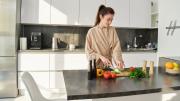 Arquitectura y decoración: ni mármol ni granito, el material estrella para las mesadas de cocina