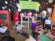 Se cierra un mes a pura lectura en las escuelas