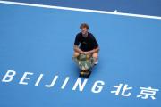 Jannik Sinner campeón del ATP de Beijing: aplastó a Learner Tien y mantiene su racha de títulos