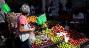 Los bolívares son papel de Monopolio: Venezolanos estarían preocupados por la inflación