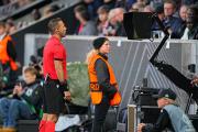 Nuevo VAR y penales protagonizan el mundial: arma para técnicos y respaldo para árbitros