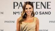 Paula Echevarría y un minivestido que alarga sus piernas a los 48 años