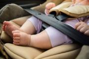 Conmoción: chocó dos veces el auto de una familia y le fracturó el cráneo a un bebé de 18 meses