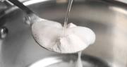 Mezclar bicarbonato de sodio con agua oxigenada: por qué recomiendan hacerlo y para qué sirve