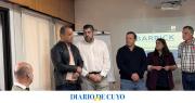 Docentes de la UCCuyo se capacitan para entrenar en liderazgo a personal de Veladero