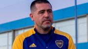 “Es un genio”: Juan Román Riquelme alabó a un miembro del cuerpo técnico de Boca