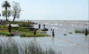 Buscan en Berisso a un joven que entró a nadar al Río de la Plata y nunca salió