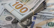 Crece la presión cambiaria y el dólar supera en San Juan los $1.450 pesos en los bancos