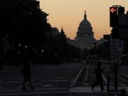 Día 2 del shutdown en EE.UU.: Trump aprovecha para purgar el gobierno y castigar a sus enemigos