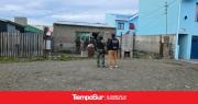 En allanamiento detienen a delincuente que asaltó una panadería y encuentran a menor desaparecida