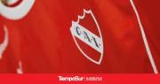 Independiente dio marcha atrás tras las quejas: renovó con su sponsor de indumentaria