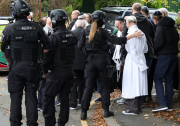 Ataque en sinagoga de Yom Kippur deja dos muertos en Manchester, Reino Unido
