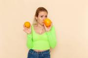 Alimento pasado vs alimento con moho: cuando quitar la parte “fea” no basta