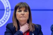 Patricia Bullrich anunció que un avión de la Fuerza Aérea traerá a uno de los detenidos por el triple femicidio