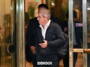 Luis Caputo viaja a EE.UU. en medio de la negociación del swap