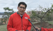 Alcaldía de Tarija asegura entrega de forraje a comunidades afectadas por la granizada