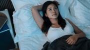 El truco infalible para relajar la mente antes de dormir