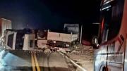 Un camión volcó cerca del ACI de Uspallata y el tránsito estuvo cortado en la Ruta 7