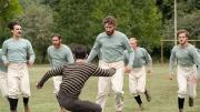 La serie de Netflix basada en hechos reales que arrasa con apenas 6 capítulos