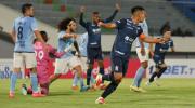 Aurora, jugando con 10 hombres, sucumbe ante Blooming
