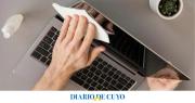 El truco casero para limpiar la pantalla de la notebook sin dañarla