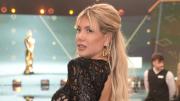 “Muestra el nacimiento de la cola”, polémica por el segundo vestido de Wanda Nara en los Martín Fierro