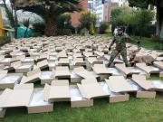 Comienza la distribución de maletas para el voto exterior con envíos a cuatro países