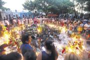 Miles de cruceños honraron a sus difuntos en jornada de riguroso control municipal
