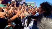 Tensión: Javier Milei suspendió su acto de campaña en Santa Fe por incidentes con detenidos