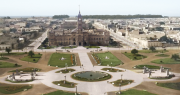 Así se construyó y sepultó la fuente de Plaza Moreno que sigue enterrada en el centro geográfico de La Plata