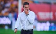 Gago explotó tras su insólita explicación por irse de Boca y dejó la conferencia: River
