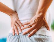 Cómo aliviar el dolor lumbar con cuatro posturas de yoga fáciles y efectivas