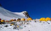 Drones van al ataque de la basura en el Everest