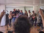 Javier Milei y sus medidas, EN VIVO: Vení probá la banda, la foto del Presidente ensayando para el show de mañana en el Movistar Arena