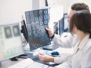 Nobel de Medicina: premio a los padres de tratamientos contra la esclerosis múltiple, la diabetes tipo 1 y la artritis
