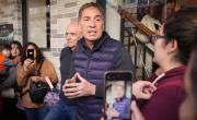 La campaña de Santilli: el plan para remontar una elección que está 18 puntos abajo